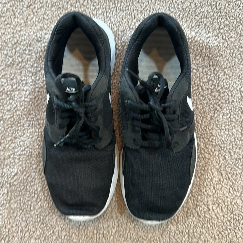 Nike Women’s Kaishi Running Shoes Black/White - Size 8